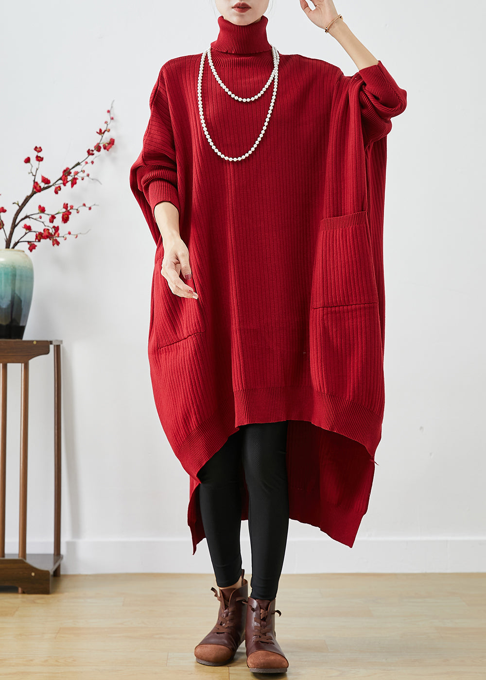 Well Tailored Sweater with a Graceful Silhouette