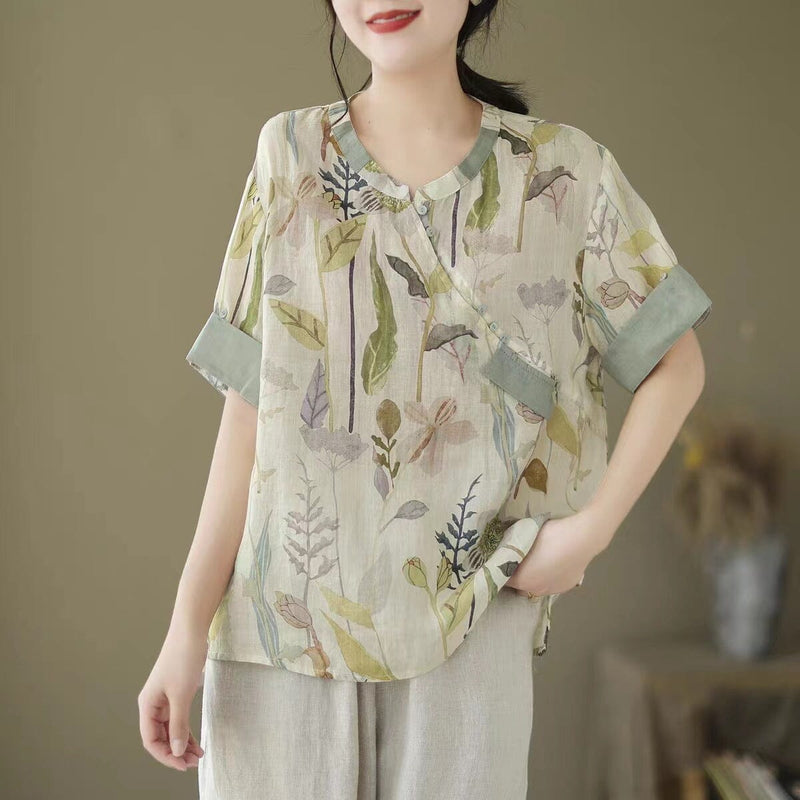 Beautifully Crafted Blouse in a Classic Style