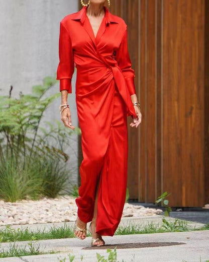 Well Tailored Dress with a Graceful Silhouette