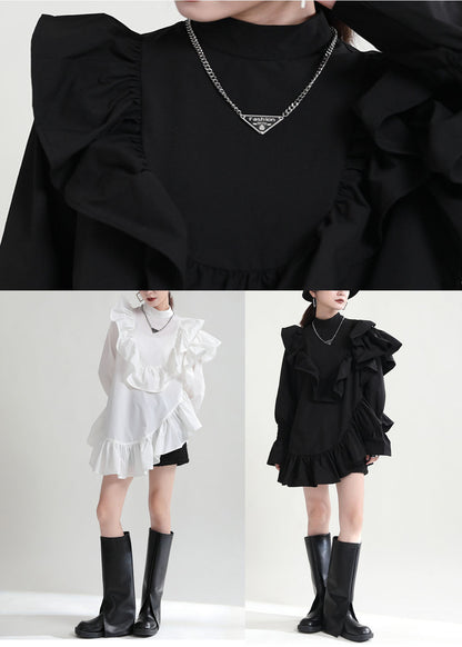 Sophisticated Blouse with a Clean Classic Look