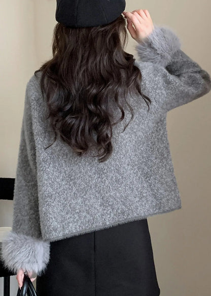 Gracefully Styled Coat for Any Occasion