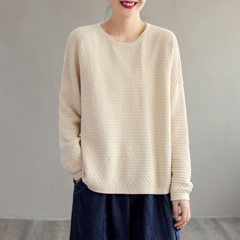 Well Tailored Sweater with a Graceful Silhouette