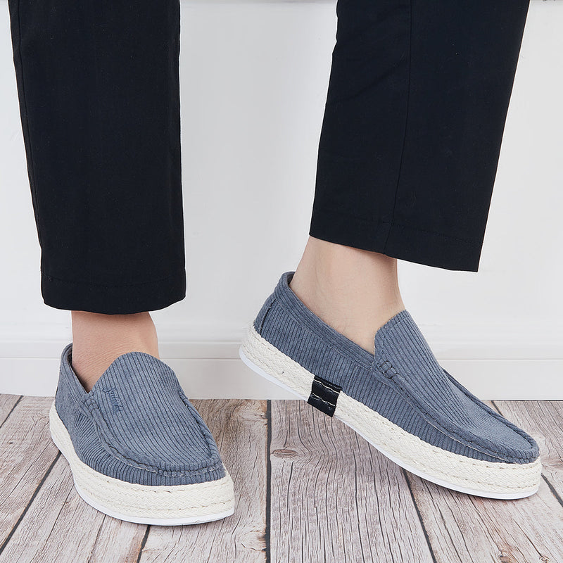 Chic Orthopedic Loafers with Unique Design
