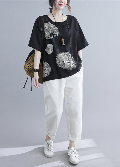 Well Tailored Top with a Graceful Silhouette