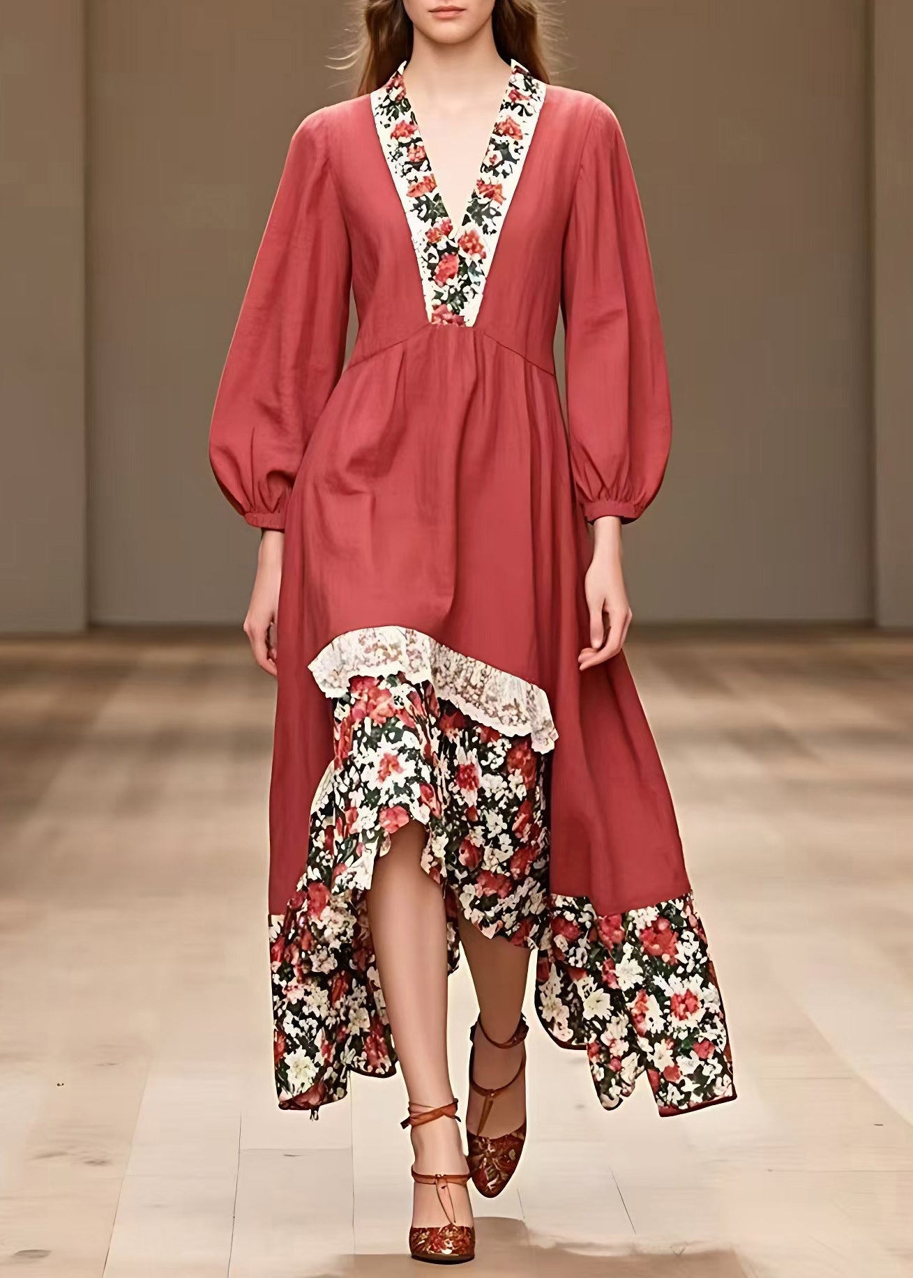 Well Tailored Dress with a Graceful Silhouette
