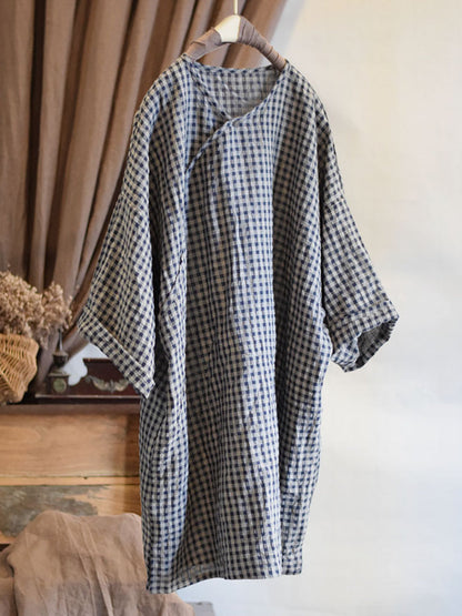 Classic Vintage Shirt with a Flattering Fit
