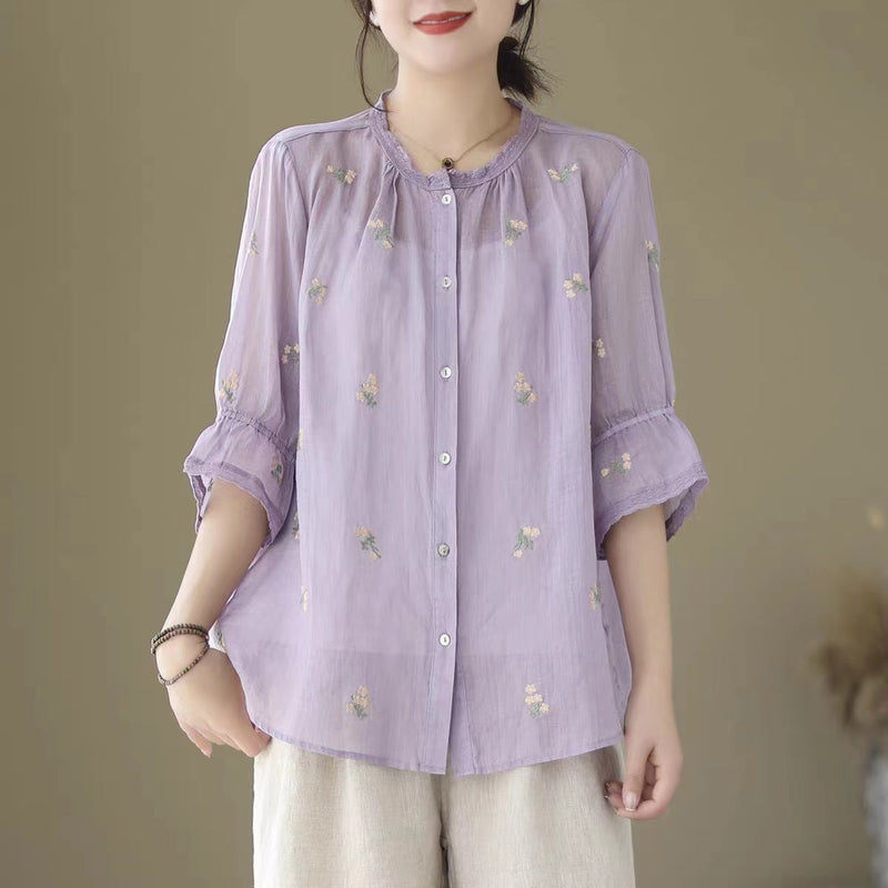 Beautifully Crafted Blouse in a Classic Style