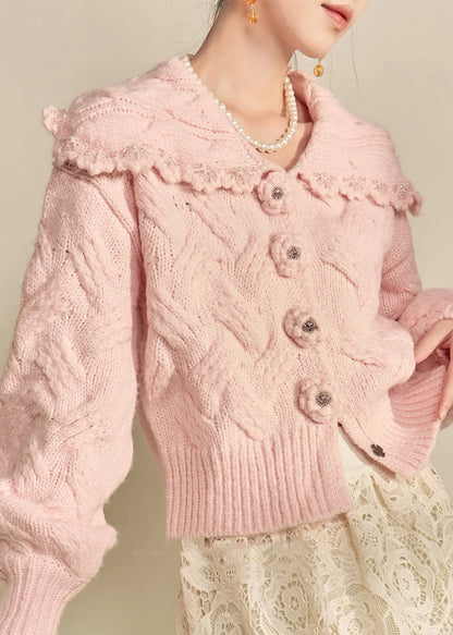 Gracefully Styled Coat for Any Occasion