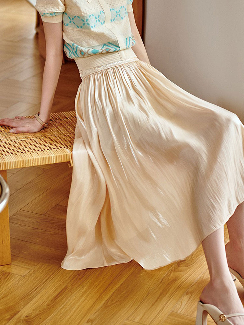 Classic Vintage Garment with a Flattering Fit