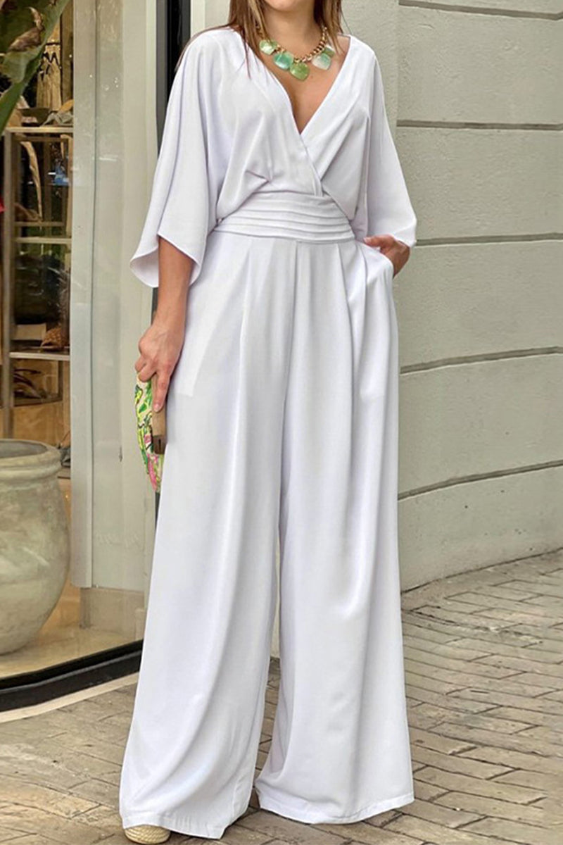 Sophisticated Garment with a Clean Classic Look