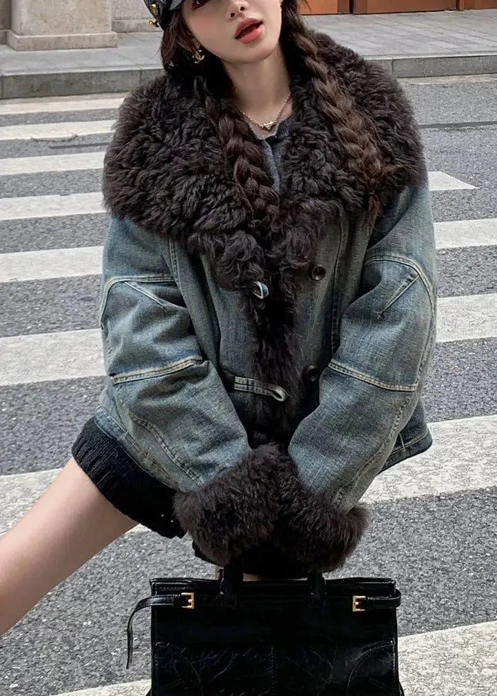 Elegantly Styled Jacket for Everyday Wear