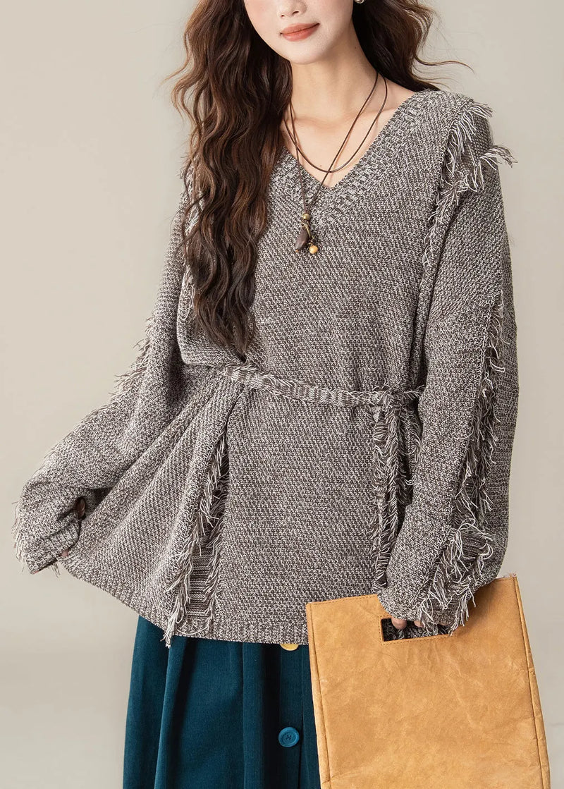 Classic Vintage Sweater with a Flattering Fit