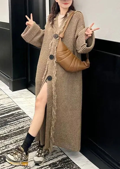 Well Tailored Coat with a Graceful Silhouette