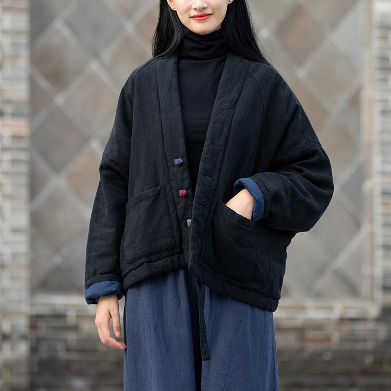 Effortlessly Elegant Coat with a Timeless Design