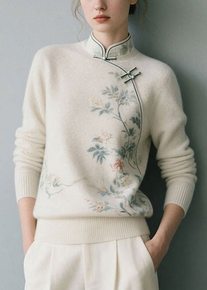 Gracefully Styled Sweater for Any Occasion