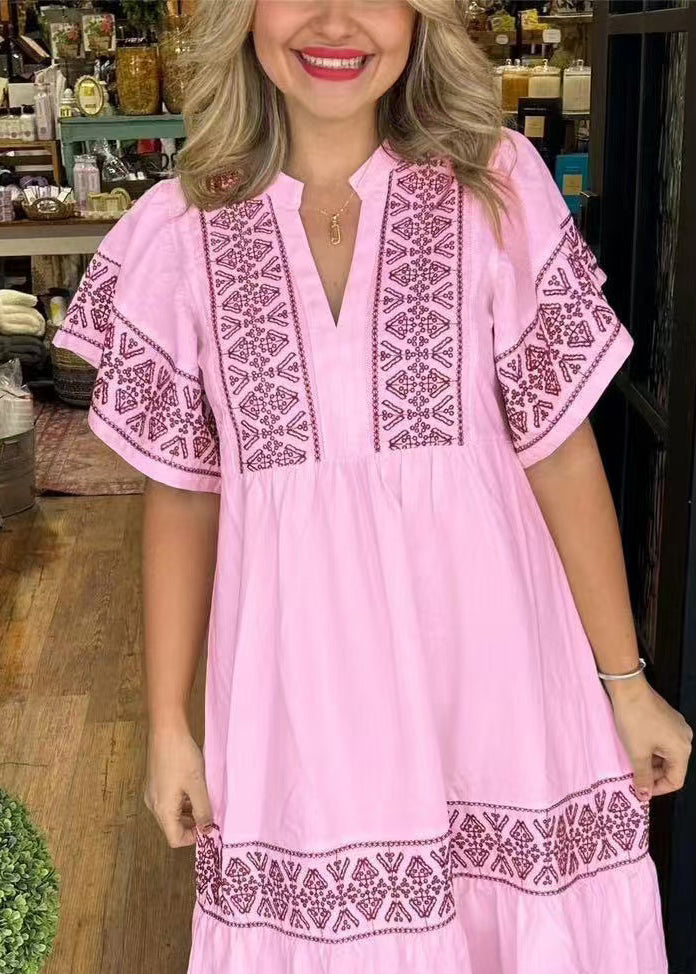 Classic Vintage Dress with a Flattering Fit