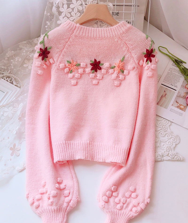 Classic Vintage Sweater with a Flattering Fit