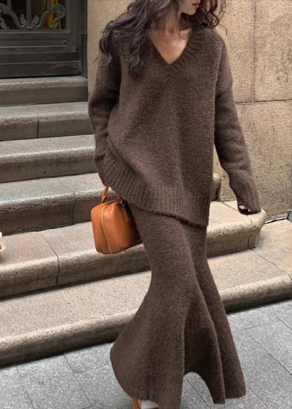 Gracefully Styled Sweater for Any Occasion
