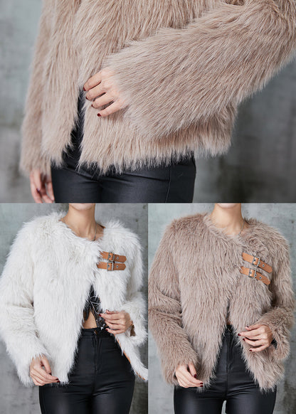 Classic Vintage Coat with a Flattering Fit