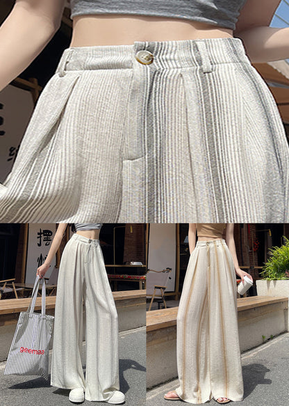 Well Tailored Pants with a Graceful Silhouette