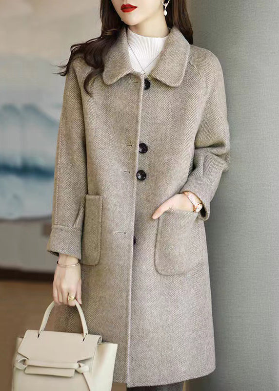Sophisticated Coat with a Clean Classic Look