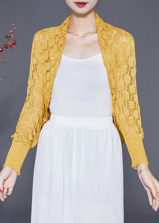Well Tailored Cardigan with a Graceful Silhouette
