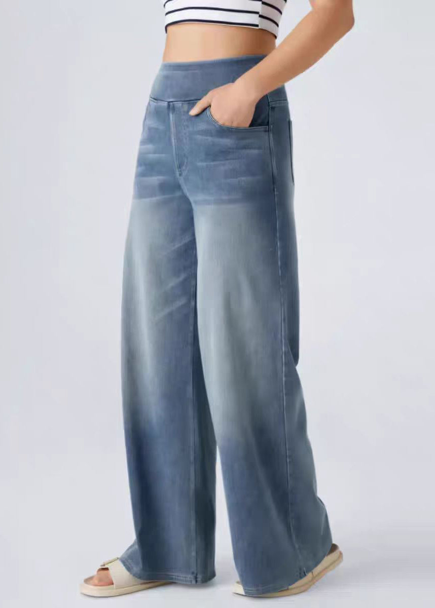 Classic Vintage Pants with a Flattering Fit