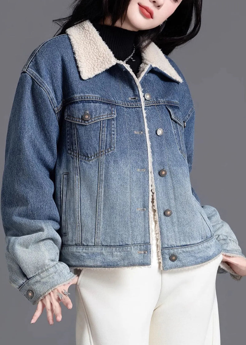Elegantly Styled Coat for Everyday Wear