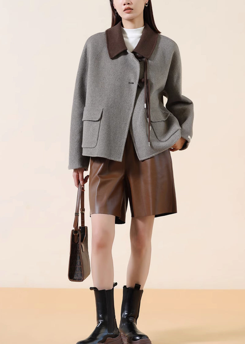 Effortlessly Elegant Coat with a Timeless Design