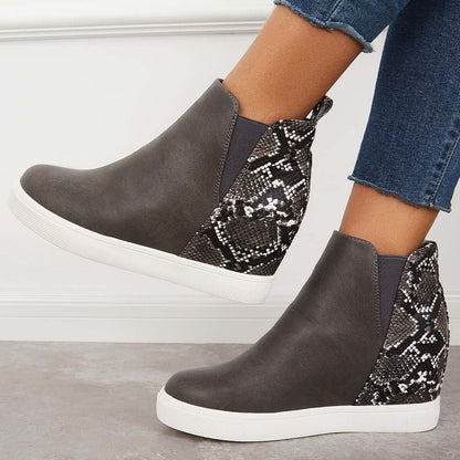 Graceful Orthopedic Sneakers for Modern Look