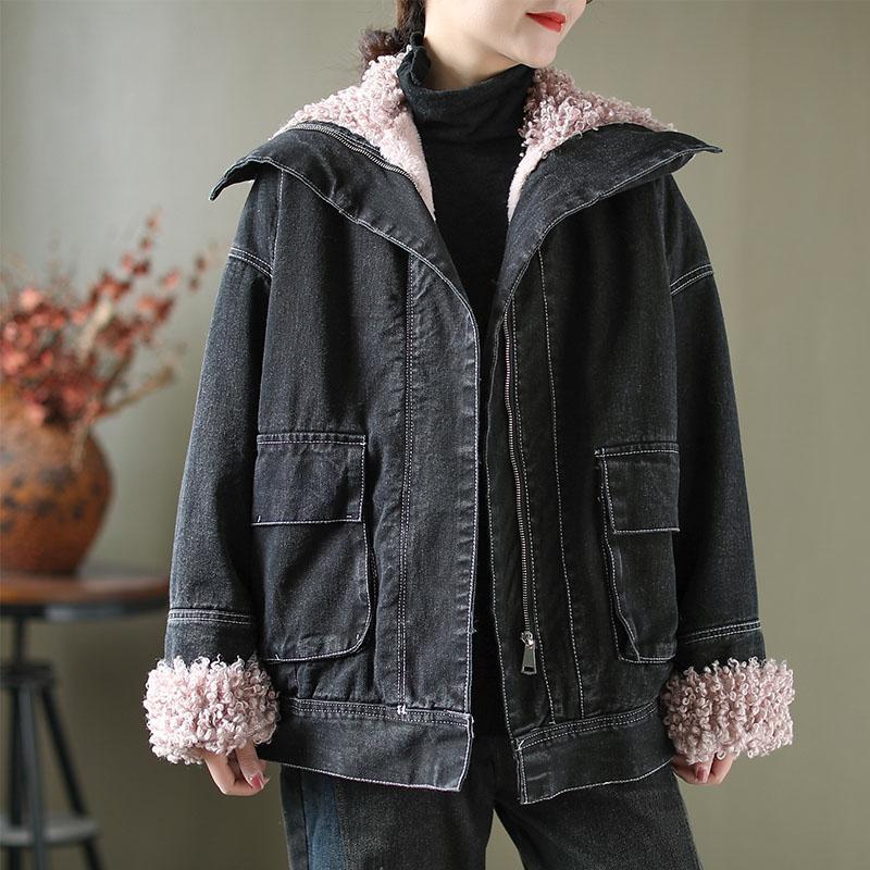 Elegantly Styled Jacket for Everyday Wear