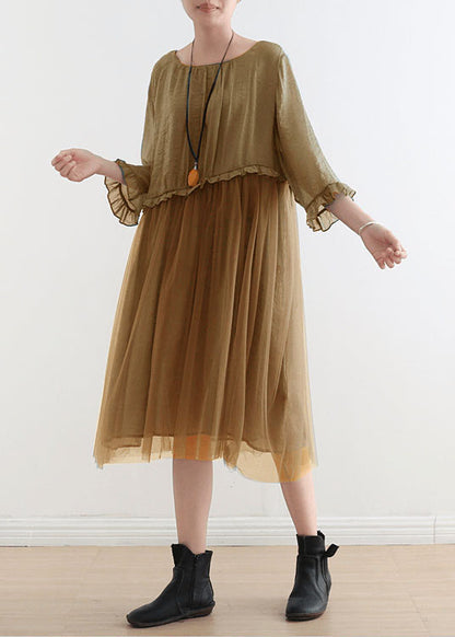 Classic Vintage Dress with a Flattering Fit
