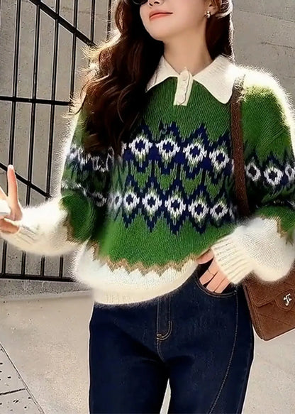 Classic Vintage Top with a Flattering Fit