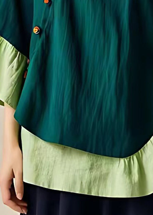 Effortlessly Elegant Top with a Timeless Design