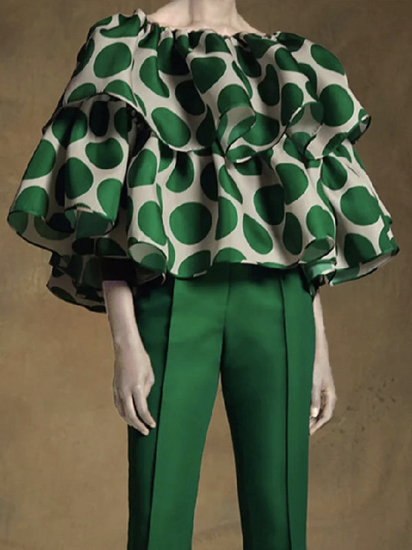 Beautifully Finished Blouse in a Timeless Design