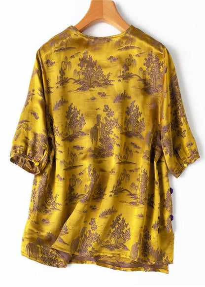 A Vintage Style Shirt with Delicate Timeless Details